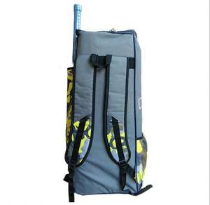 Bolsa de Cricket Savage X2, Camuflaje/Gris/Amarillo Ideal para: Niños, Hombres, Niñas, Mujeres, Adultos - Product Image 2