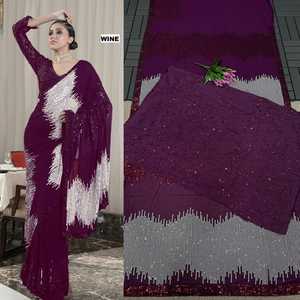 ชุดสารีอินเดียแบบดั้งเดิมขายดีพร้อมด้วยผ้าที่อุดมสมบูรณ์และการออกแบบที่ซับซ้อนเหมาะสำหรับโอกาสพิเศษและงานเฉลิมฉลอง - Product Image 2