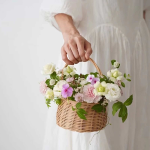 Panier de rangement en rotin et bambou écologique, design flexible pour la décoration de mariage et de la maison - Product Image 2