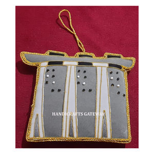 Personalizar forma Zari bordado árbol de Navidad adorno colgante Material de tela Color gris utilizado para decoraciones del Festival de Ramadán - Product Image 1