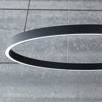 Luminaires et lustres design suspendus en laiton LED modernes de luxe dorés, style industriel simple nordique pour salon