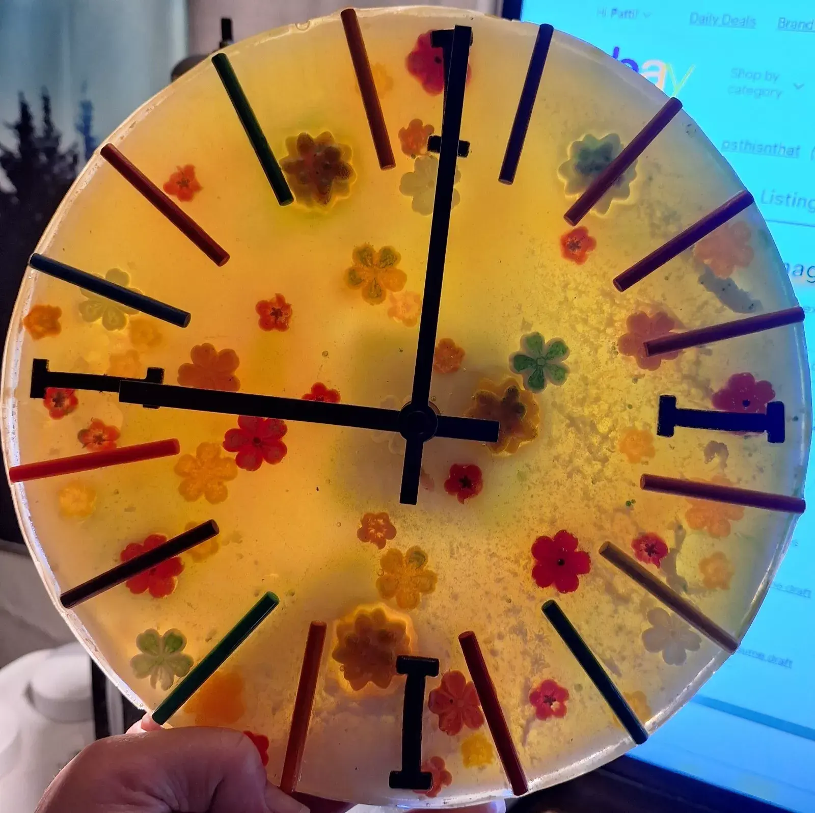 ตามที่แสดง