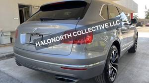 เบนท์ลีย์ เบนเทย์กา ปี 2018 มือสอง เครื่องยนต์เทอร์โบ เกียร์อัตโนมัติ เบาะหนัง ล้อแม็ก R17 รถ SUV กล้องมองหลัง - Product Image 3