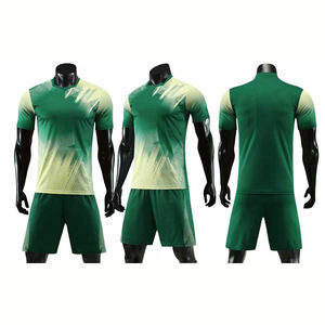 Kit de maillot d'équipe de football personnalisé OEM en tissu respirant vêtements de football en gros d'usine - Product Image 2