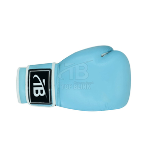 Gants de boxe en cuir pour hommes sur mesure avec poignet lacé pour l'entraînement avec logo personnalisé - Product Image 2
