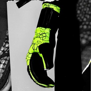 Tasa de fábrica Calidad profesional Tendencia Moda por el fabricante superior Nuevos guantes de portero con estilo - Product Image 3