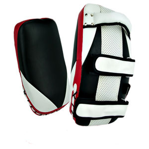 Almohadillas de Patada Profesionales para Entrenamientos de Gimnasio - Material de Cuero y PU Transpirable, Duradero, Protector, Cómodo y de Fácil Manejo - Product Image 1