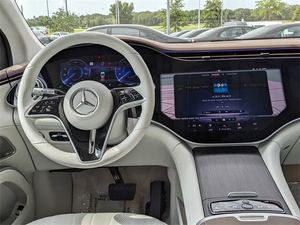 Gran Oferta: Mercedes-Benz EQS SUV 580 4MATIC AWD Usado del 2023 - Product Image 2