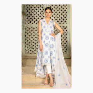 นักออกแบบที่สวยงามชุด Shalwar Kameez Dupatta เย็บปักถักร้อยที่ทําด้วยมือหนักทํางานชุดปาร์ตี้อินเดียชาวปากีสถาน - Product Image 4