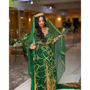 Vestido de Novia de Gala Emerald Royale con Cola Catedral y Estilo Somali Dirac - Product Image 3