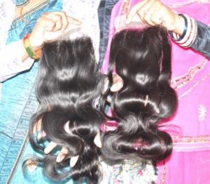 Vente en gros Body wave Qualité naturelle Couleur noire Fabrique des extensions de cheveux humains de temple indien vierge Indien vierge brut - Product Image 3