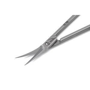 Tijeras profesionales de manicura Nghia, herramienta de belleza de alta calidad con hoja de acero inoxidable, hecha en Vietnam, marca de exportación global - Product Image 2