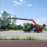 Grue montée sur camion de fabrication chinoise 4x8, flèche portable à 6 sections, pompe hydraulique, hauteur de levage 25m, charge élevée