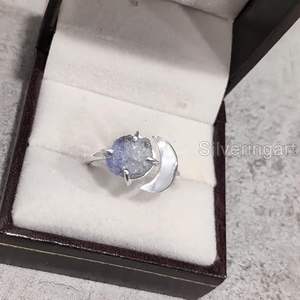 Bague pour femme en Tanzanite naturelle, pierre de naissance de décembre, lune croissante, bijoux faits à la main, bague en argent sterling 925 - Product Image 5