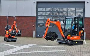 Mini-excavatrice multifonctionnelle d'occasion/neuve pour KX019-4 avec moteur et pompe - Machine de 2500 kg de poids pour le calcul du prix - Product Image 4