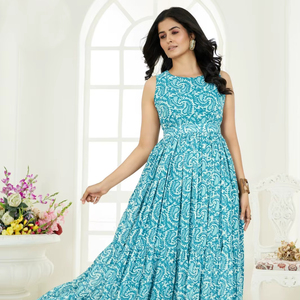 ชุดราตรีผ้าเครปจอร์เจตต์แบบยาวสำหรับผู้หญิง คอลเลคชั่นงานเลี้ยง ราคาขายส่งระดับพรีเมียม - Product Image 1