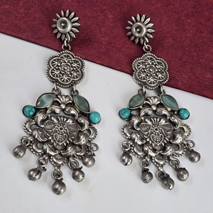 Nouveautés Boucles d'oreilles pendantes de style bohème avec pierre de poire Monalisa Boucles d'oreilles cloutées en pierre de couleur turquoise pour femme et fille - Product Image 5