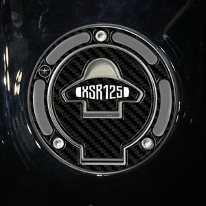 Protezione per tappo serbatoio adesivo in resina Gel 3D compatibile con Cover per serbatoio categoria prodotto Premium Yamaha XSR125 - Product Image 2