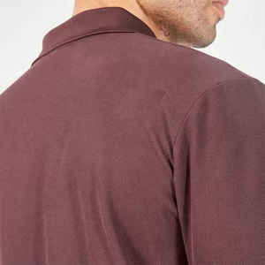 Logo personnalisé de haute qualité à rayures rouges Spandex/polyester Vêtements de sport décontractés T-shirt polo pour hommes - Product Image 4