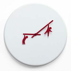 Reloj de Pared Creativo Blanco con Números Rojos, Divertido Reloj Moderno, Decoración Artística Única, Funciona con Pilas, Diseño Lúdico - Product Image 2