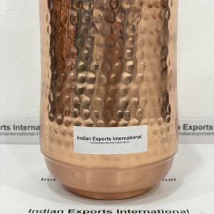 Botella de agua Jumbo de cobre puro de 1300ml, martillada a mano para yoga al aire libre, beneficios para la salud, personalizable para comercio electrónico corporativo IEI - Product Image 4