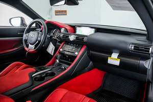 รถยนต์ Lexus RC F Fuji Speedway Edition ปี 2020 เครื่องยนต์เบนซิน ไมล์น้อย สภาพดี ไม่มีอุบัติเหตุ ขายดี พวงมาลัยซ้าย - Product Image 6