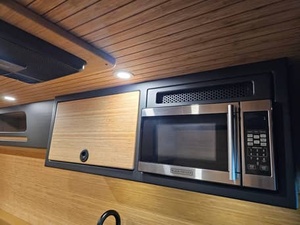 รถตู้มือสอง M E R C E D E S-BENZ SPRINTER 2500 4X4 ปี 2022 พวงมาลัยซ้าย/ขวา - Product Image 2