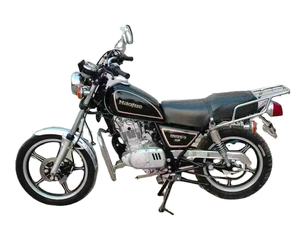 Motocicleta S-u-z-u-k-i GN125 con Excelente Rendimiento - Product Image 5