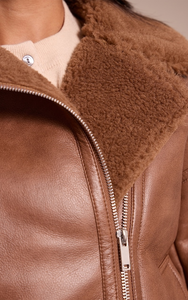 Chaqueta de Motocicleta de Cuero Personalizada para Mujer, Corte Ajustado, Tejido Premium, Impermeable y Transpirable, para Invierno y Actividades al Aire Libre - Product Image 6