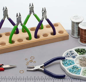 Pince à nez plat en acier inoxydable de 4.5 pouces avec poignée pour bracelets boucles d'oreilles colliers - Product Image 4