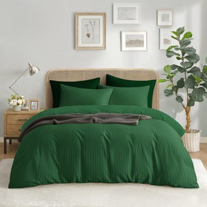 Juego de Funda Nórdica King Size Moderna de Fibra de Bambú Tejida, 140 GSM, Suave y Transpirable, para Todas las Temporadas, 3 Piezas, Relleno de Poliéster, Verde Oscuro - Product Image 1