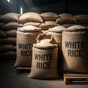 Fournisseur en gros de riz blanc poli Approvisionnement en vrac de riz propre à grain moyen long Expédition rapide Emballage personnalisé disponible - Product Image 6