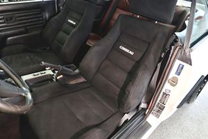 BMW 325i Convertible de 1989, Usado, Sin Reserva, Turboalimentado, Motor M52 de 6 Cilindros, Transmisión Manual de 5 Velocidades, Modificaciones Extensas - Product Image 5