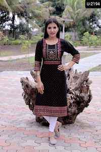 Designer Rayon <b>Kurti</b> Ready Made Ethnic Wear <b>for</b> <b>Women</b> Office & Casual Plus Size with Foil Print <b>for</b> Party Wear - Product Image 2