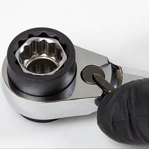 Clé à cliquet réversible 8-en-1 90T, type court, métrique, pour le bricolage, OEM/ODM, fabriquée à Taïwan - Product Image 1