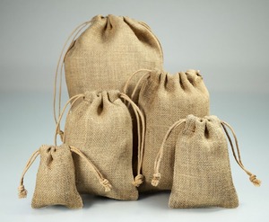 2024 Super Deal Patrón personalizado Bolsa con cordón de yute con cierre de cordón de Yute natural Bolsa reutilizable para la venta Exportadores indios - Product Image 3