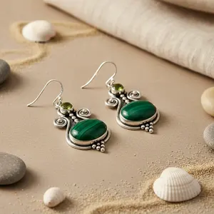 Boucles d'oreilles en diamant platine pour femmes, bijoux classiques pour mariage et soirée - Product Image 2