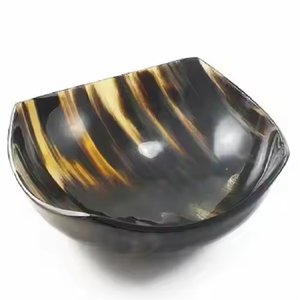 Bol en corne de buffle d'eau fabriqué à la main pour servir des aliments Bol en corne décoratif unique par l'artisanat en croissant - Product Image 6