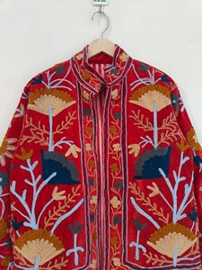 Veste brodée de style chinois rouge, col mandarin, manches longues, motif floral, broderie à la main, vêtements d'extérieur décontractés, vêtements d'automne - Product Image 6