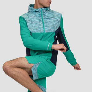 Ensemble coupe-vent pour homme avec pantalon en polyester léger extensible pour la course à pied, l'entraînement et les activités de plein air - Product Image 3