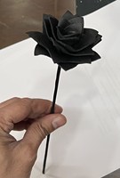 Fleur en cuir avec bâton PSDS