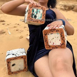 Joyero de cuero de vaca con pelo de estilo occidental hecho a mano, bonito, de viaje, esencial, almacenamiento mínimo - Product Image 4