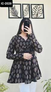 Las últimas mujeres Casual y uso diario de manga larga de algodón impreso Material Tops para oficina y uso regular con talla grande Kurtis - Product Image 2