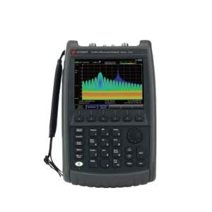 Analizador de Microondas Portátil FieldFox de Alto Rendimiento de 14 GHz de Keysight - Product Image 1