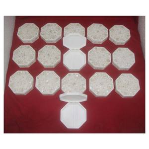 Très belle boîte décorative en marbre faite à la main et boîte d'emballage de bijoux en nacre blanche - Product Image 1