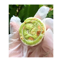 100% bonbons mous à la noix de coco naturelle-bonbons en forme de cube de coco avec différentes saveurs comme la feuille de pandan, l'arachide, le durian