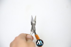 Alicates de punta de cadena de acero inoxidable de nueva condición con cortador Herramientas de logotipo personalizado para la fabricación de joyas - Product Image 2