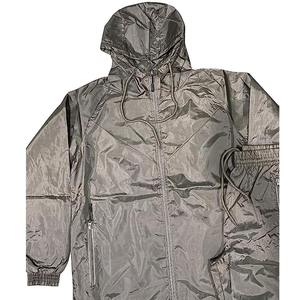 Survêtements unisexes en polyester/coton tissé extensible dans quatre sens, à prix abordable et de haute qualité, avec capuche unie et deux poches - Product Image 4