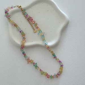 Collar de Chip de piedra Natural Multicolor de estilo bohemio ajustable para mujer con cadena de acero inoxidable y cuentas de cuarzo para fiestas - Product Image 2