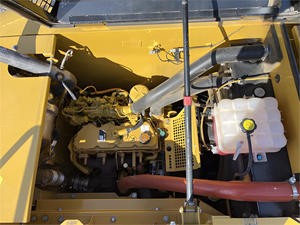 รถขุดตีนตะขาบ2016ขนาดใหญ่และหยาบสภาพดีใช้ทนทานการดำเนินงานก่อสร้าง - Product Image 6